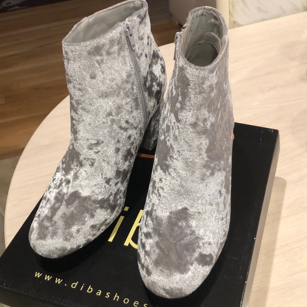 Ankle boots 👢 with zipper
